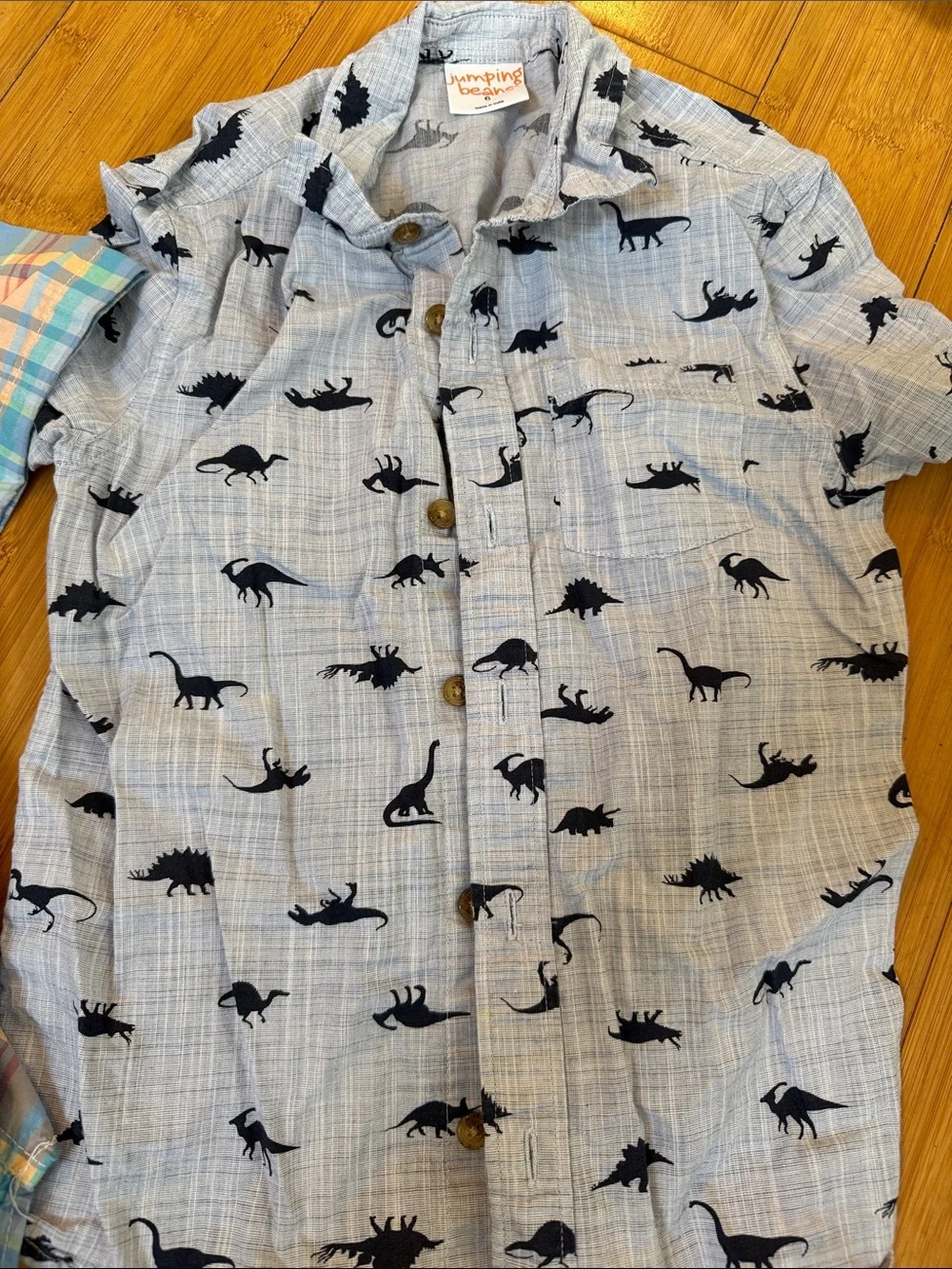 2 boys button down short sleeve shirts size 6